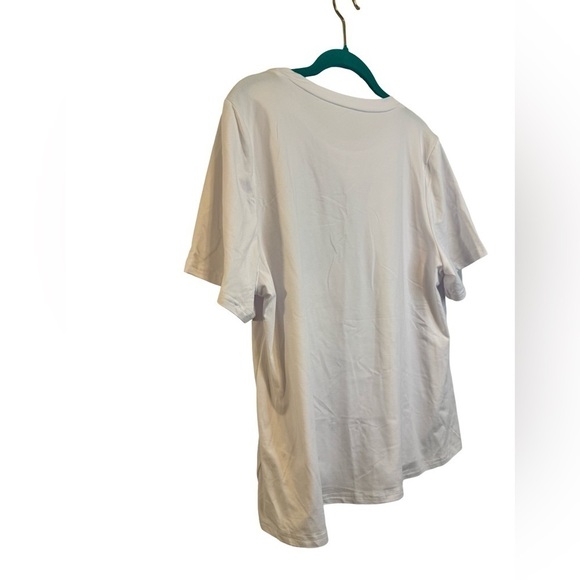 SHEIN Curve White Short Sleeve Tee Distressed USA with Flag Size 1XL NWOT ☀️ - Picture 7 of 10